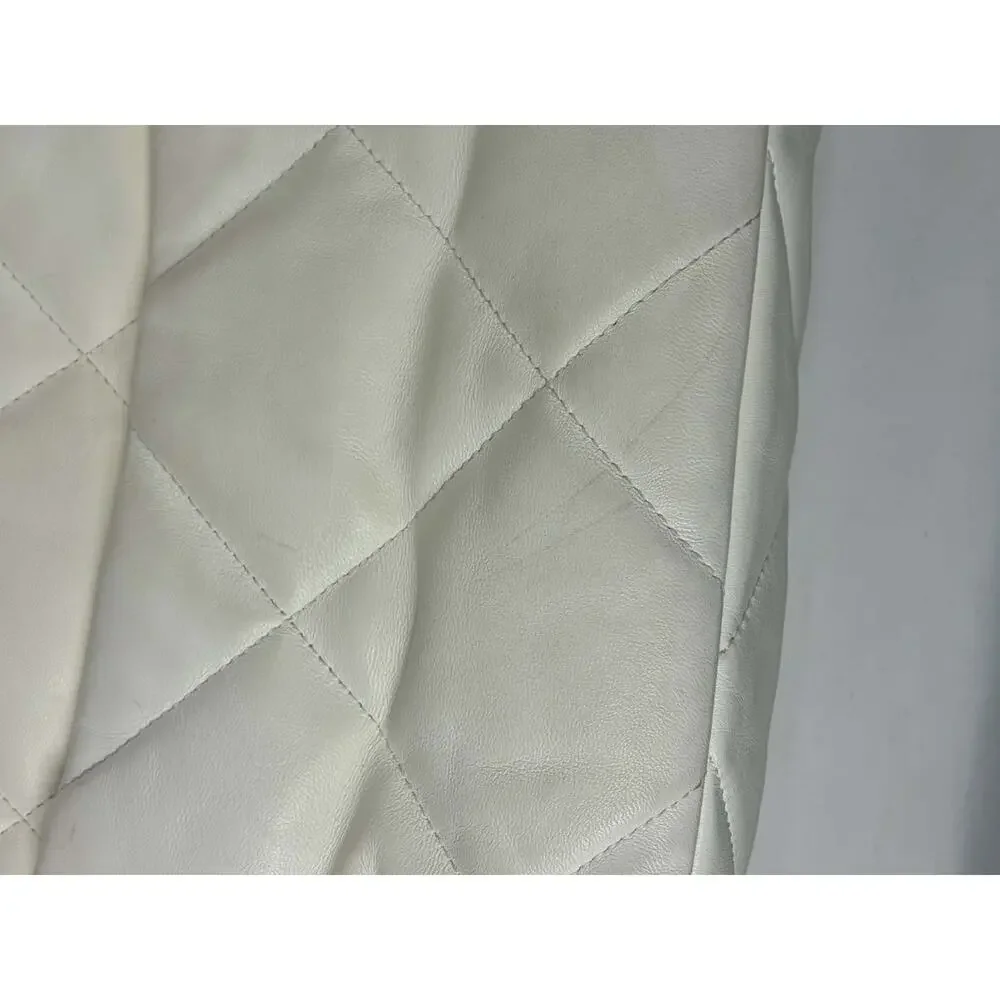 White Chanel 19 GM Flap Bag In Goatskin SPB JA-363272 - Picture 14 of 16